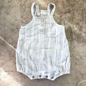 Buho baby onesie